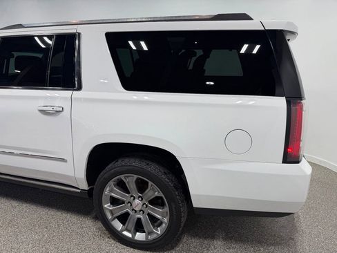 Used 2015 GMC Yukon XL Denali w/ Touring Package AWD/4WD image 4