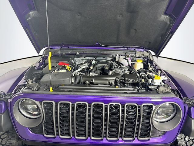 New 2026 Jeep Gladiator Rubicon w/ Safety Group AWD/4WD image 32