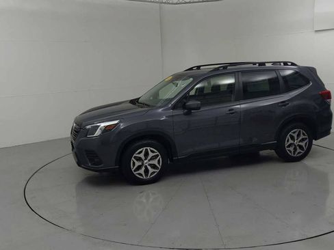Certified 2024 Subaru Forester Premium AWD/4WD image 5