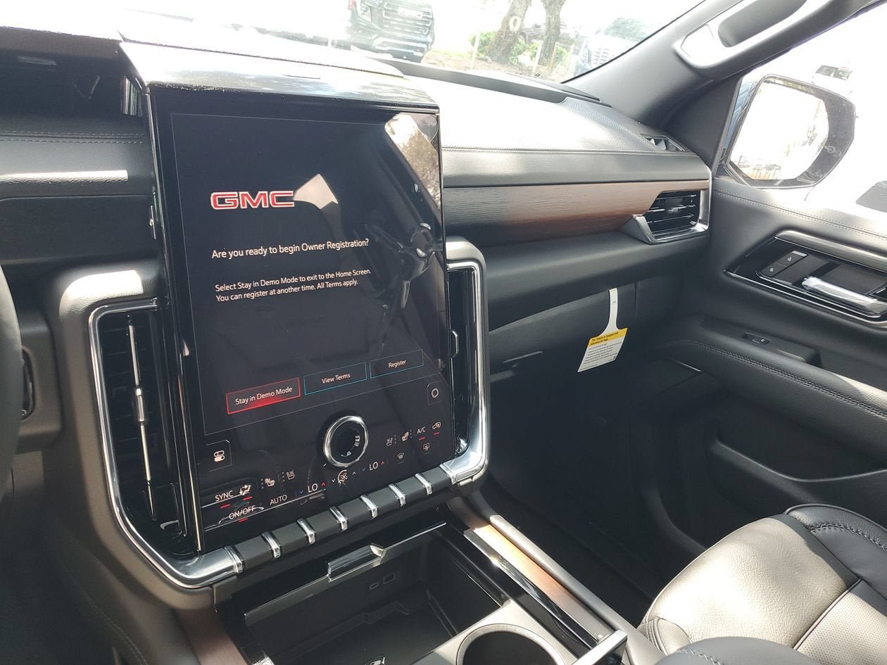 New 2026 GMC Yukon Denali RWD image 26