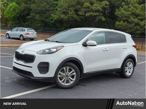 Used 2018 Kia Sportage LX FWD image 1