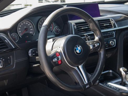Used 2018 BMW M4 Convertible w/ Competition Package RWD image 26