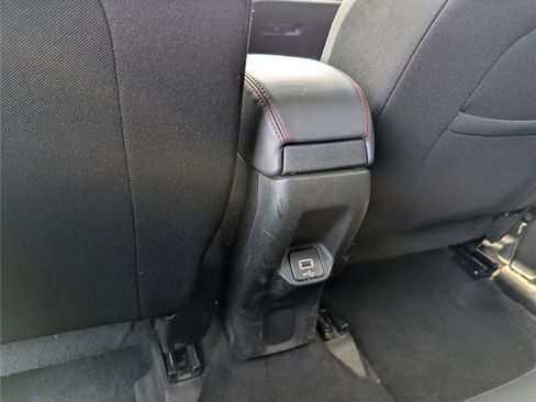 Used 2023 Jeep Renegade Trailhawk AWD/4WD image 31