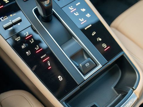 New 2026 Porsche Macan S AWD/4WD image 21