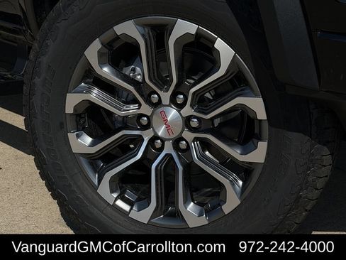 New 2026 GMC Canyon Denali AWD/4WD image 9