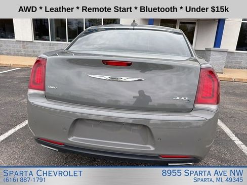 Used 2018 Chrysler 300 S w/ 300S Premium Group 2 AWD/4WD image 4