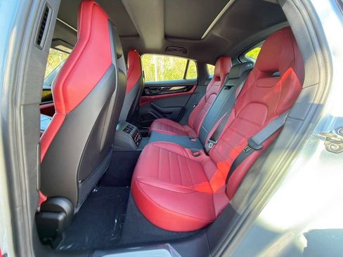 Certified 2026 Porsche Panamera 4 AWD/4WD image 17