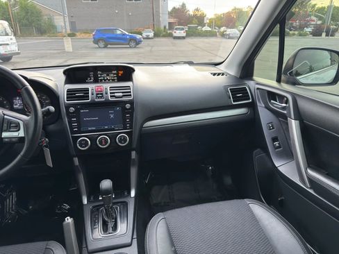 Used 2017 Subaru Forester 2.0XT Premium w/ Popular Package #2A image 16