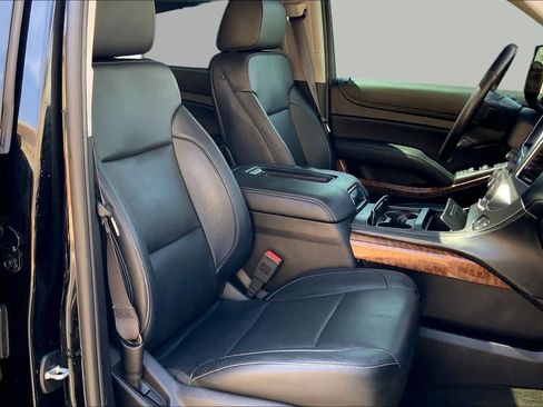 Used 2015 Chevrolet Tahoe LTZ RWD image 7