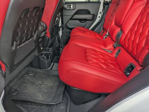 Used 2021 Jeep Gladiator Rubicon AWD/4WD image 25