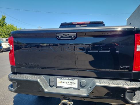 Used 2022 Chevrolet Silverado 3500 LTZ w/ LTZ Plus Package AWD/4WD image 24