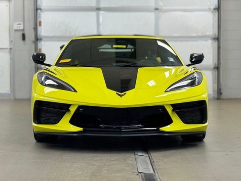 Used 2024 Chevrolet Corvette Stingray Premium Cpe w/ Z51 Performance Package RWD image 2