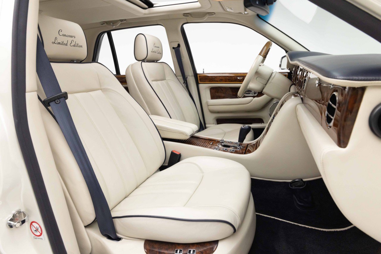 Used 2008 Bentley Arnage R RWD image 4