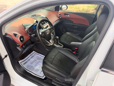 Used 2015 Chevrolet Sonic LTZ FWD image 9