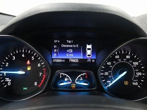 Used 2018 Ford Escape SE w/ SE Sport Appearance Package FWD image 19