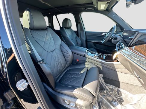 New 2026 BMW X5 sDrive40i w/ M Sport Package image 23
