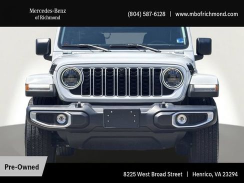 Used 2024 Jeep Wrangler Unlimited Sahara w/ Technology Group AWD/4WD image 10