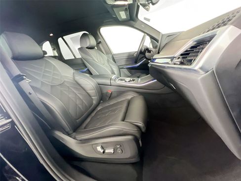 Used 2024 BMW X5 xDrive40i image 25