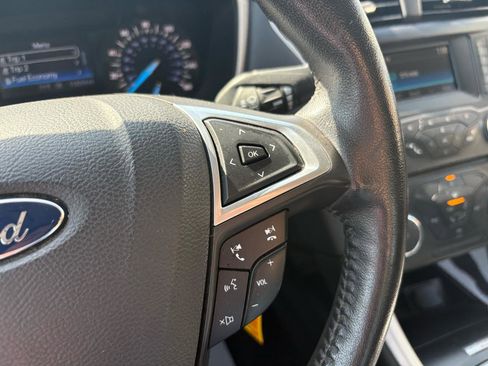 Used 2015 Ford Fusion SE w/ Equipment Group 201A FWD image 13