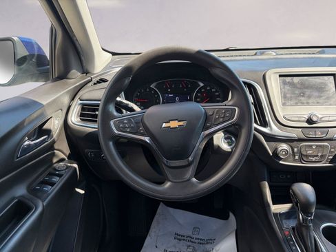 Used 2022 Chevrolet Equinox LT FWD image 12