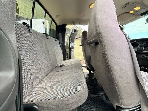 Used 2002 Dodge Ram 2500 Truck 4x4 Quad Cab image 32