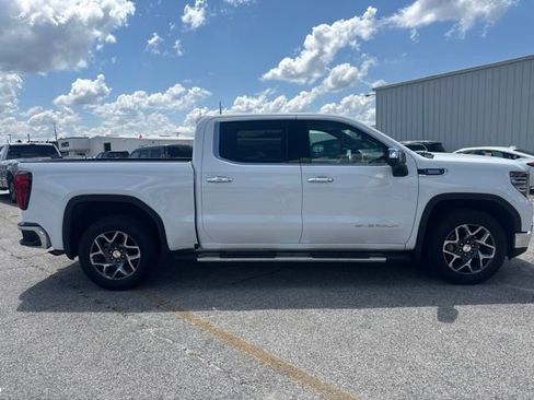 Used 2025 GMC Sierra 1500 SLT w/ SLT Premium Plus Package RWD image 6