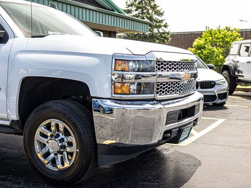 Used 2019 Chevrolet Silverado 2500 W/T AWD/4WD image 3