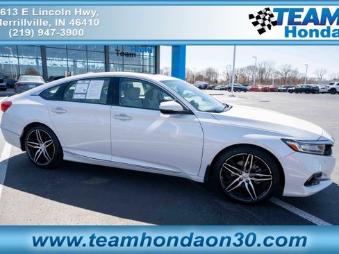 Used 2022 Honda Accord Touring image 1