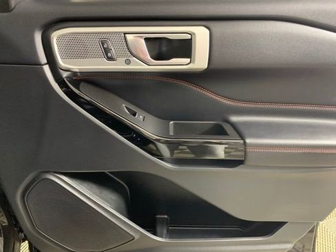 Used 2022 Ford Explorer ST-Line w/ Class IV Trailer Tow Package image 33