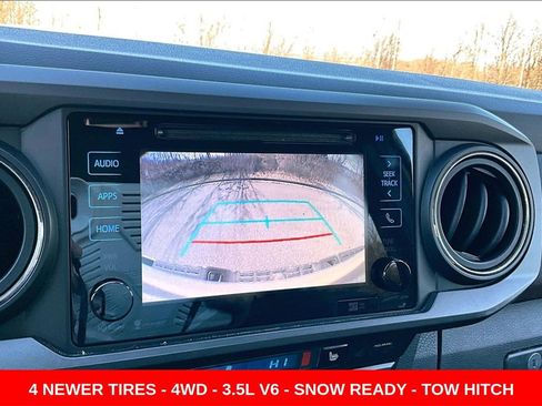 Used 2019 Toyota Tacoma TRD Sport image 14