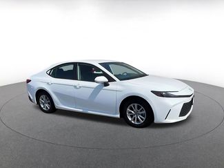 Used 2025 Toyota Camry LE video 2