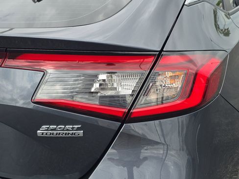 Certified 2024 Honda Civic Sport Touring image 8