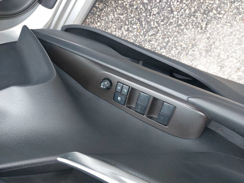 Used 2022 Toyota Camry SE FWD image 28