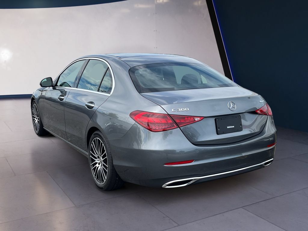 Used 2022 Mercedes-Benz C 300 4MATIC Sedan image 3