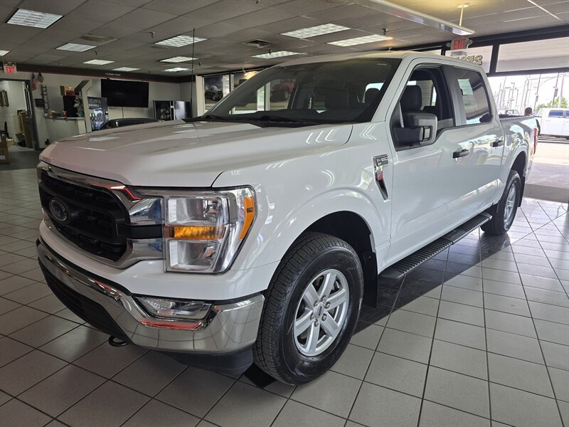 Used 2022 Ford F150 XLT AWD/4WD image 1