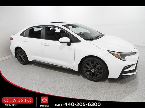 Used 2023 Toyota Corolla XSE FWD image 1