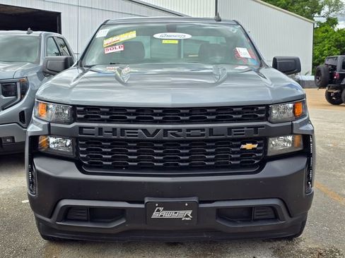 Used 2019 Chevrolet Silverado 1500 W/T RWD image 2