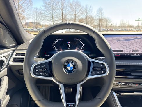 New 2026 BMW i4 xDrive40i image 18