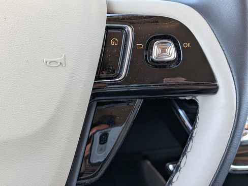 Certified 2025 Lincoln Corsair Premiere w/ Equipment Group 101A image 30