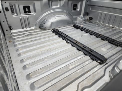 Used 2021 Ford F250 XL w/ STX Appearance Package image 5