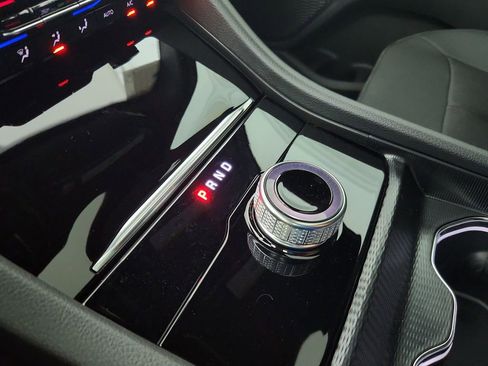 New 2025 Jeep Grand Cherokee L Laredo w/ Luxury Tech Group I image 28