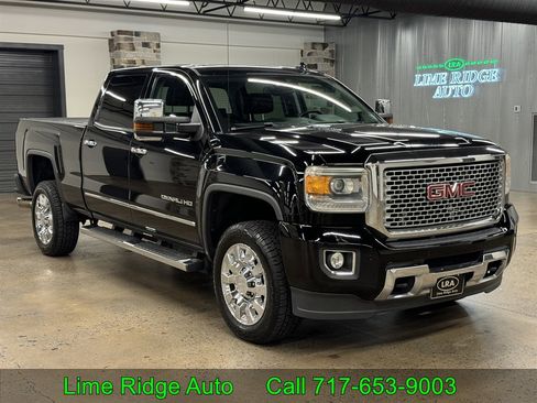 Used 2016 GMC Sierra 2500 Denali w/ Duramax Plus Package AWD/4WD image 1