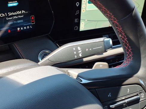 Used 2025 Chevrolet Equinox RS w/ Convenience Package III image 19