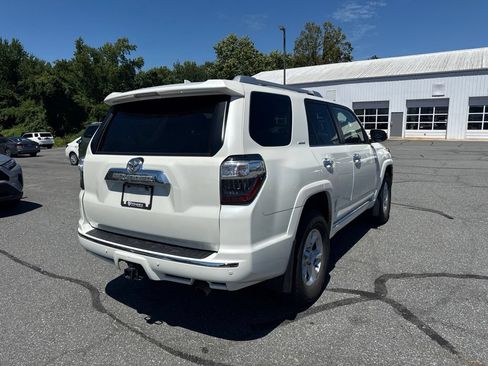 Used 2023 Toyota 4Runner Limited AWD/4WD image 5