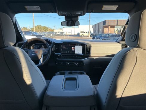New 2026 GMC Sierra 2500 SLE image 25