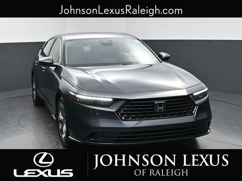 Used 2023 Honda Accord EX-L image 4
