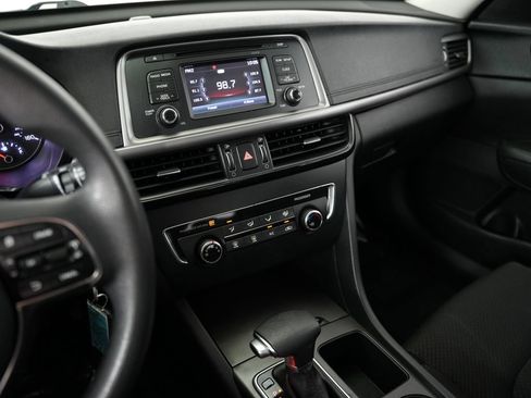 Used 2017 Kia Optima LX w/ Driver Convenience Package FWD image 18