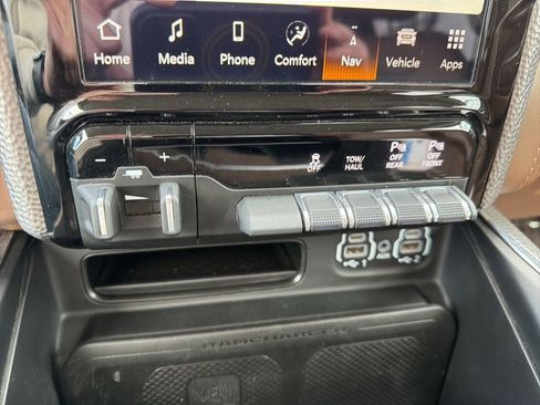Used 2023 RAM 1500 Limited AWD/4WD image 24