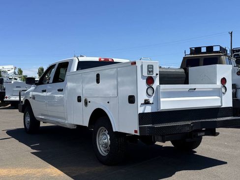 Used 2012 RAM 2500 ST w/ Protection Group AWD/4WD image 7