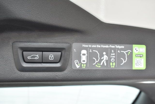Used 2026 BMW X7 xDrive40i AWD/4WD image 53